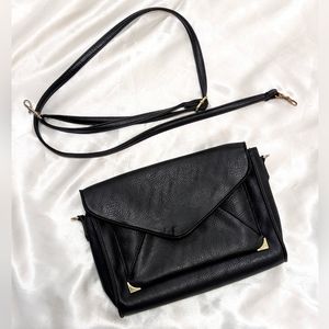 APT 9 Women's Small Black Crossbody Shoulder Purse/Clutch with Removeable Strap